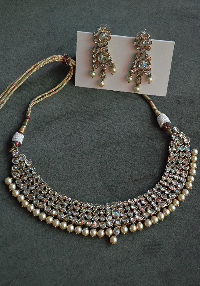 Gold Toned Kundan Necklace Set with Pearl Droplet