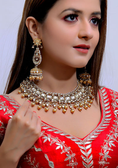Gold Toned Polki Necklace with Golden Droplets