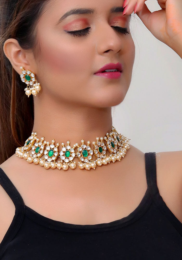 Green Gold Toned Kundan Necklace Set with Pearls