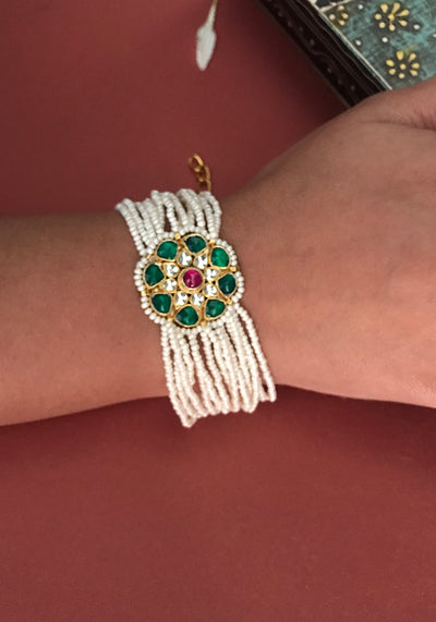 Green Toned Kundan Pearl Bracelet